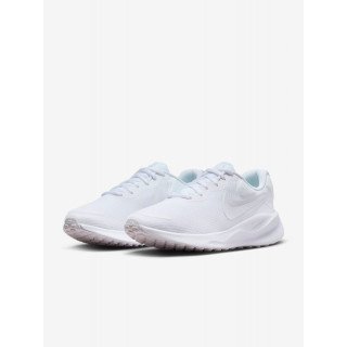 Nike Revolution 7
